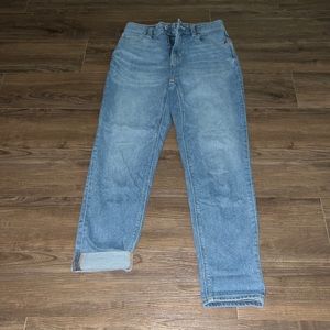 American eagle Mom Jeans
